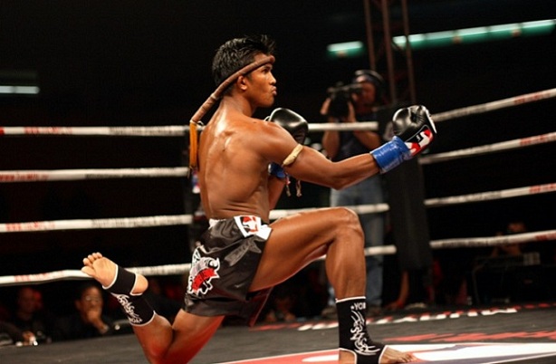 ONOMASTE - Coudière Muay Thai MMA Boxe Thaïlandaise Boxe Thai
